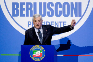 fi la reunion entre tajani et les berlusconi sest achevee apres plus de quatre heures