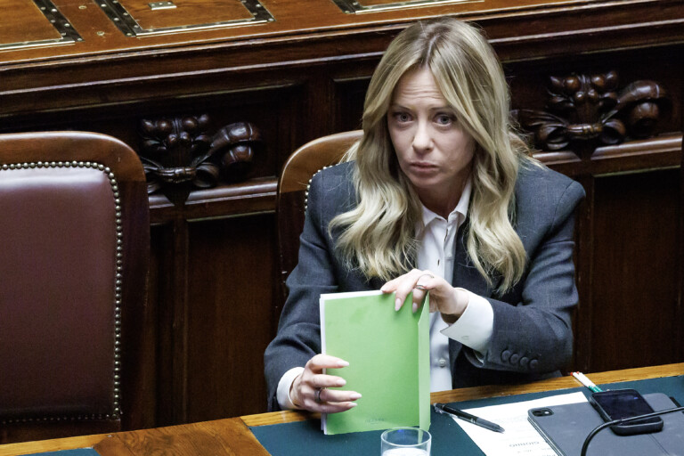 reseaux sociaux meloni le gouvernement est a loeuvre non aux interdictions faciles a contourner