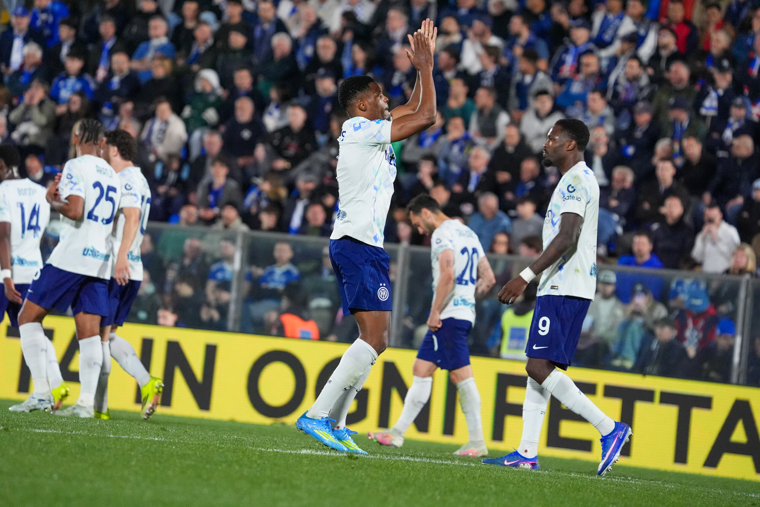 serie a come inter 3 4 lors du match en retard scaled