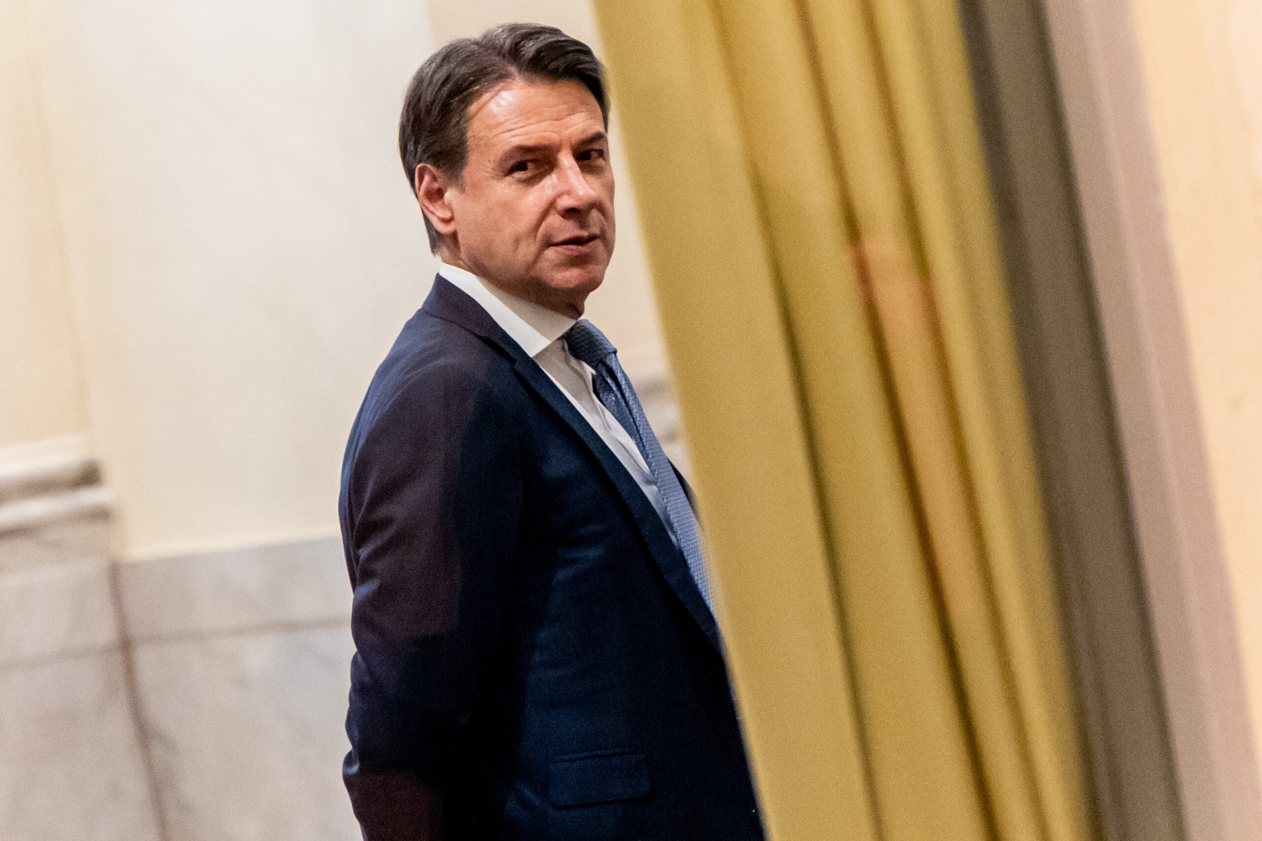 C.sinistra, Conte : « Dans la rue avec les autres forces d'opposition contre la politique étrangère du gouvernement » 1 c sinistra conte dans la rue avec les autres forces dopposition contre la politique etrangere du gouvernement scaled