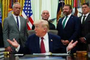 iran trump teheran ne peut pas nous faire chanter sur ormuz