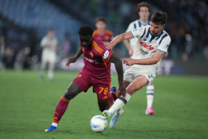 football serie a roma atalanta 1 1 hermoso repond a krstovic