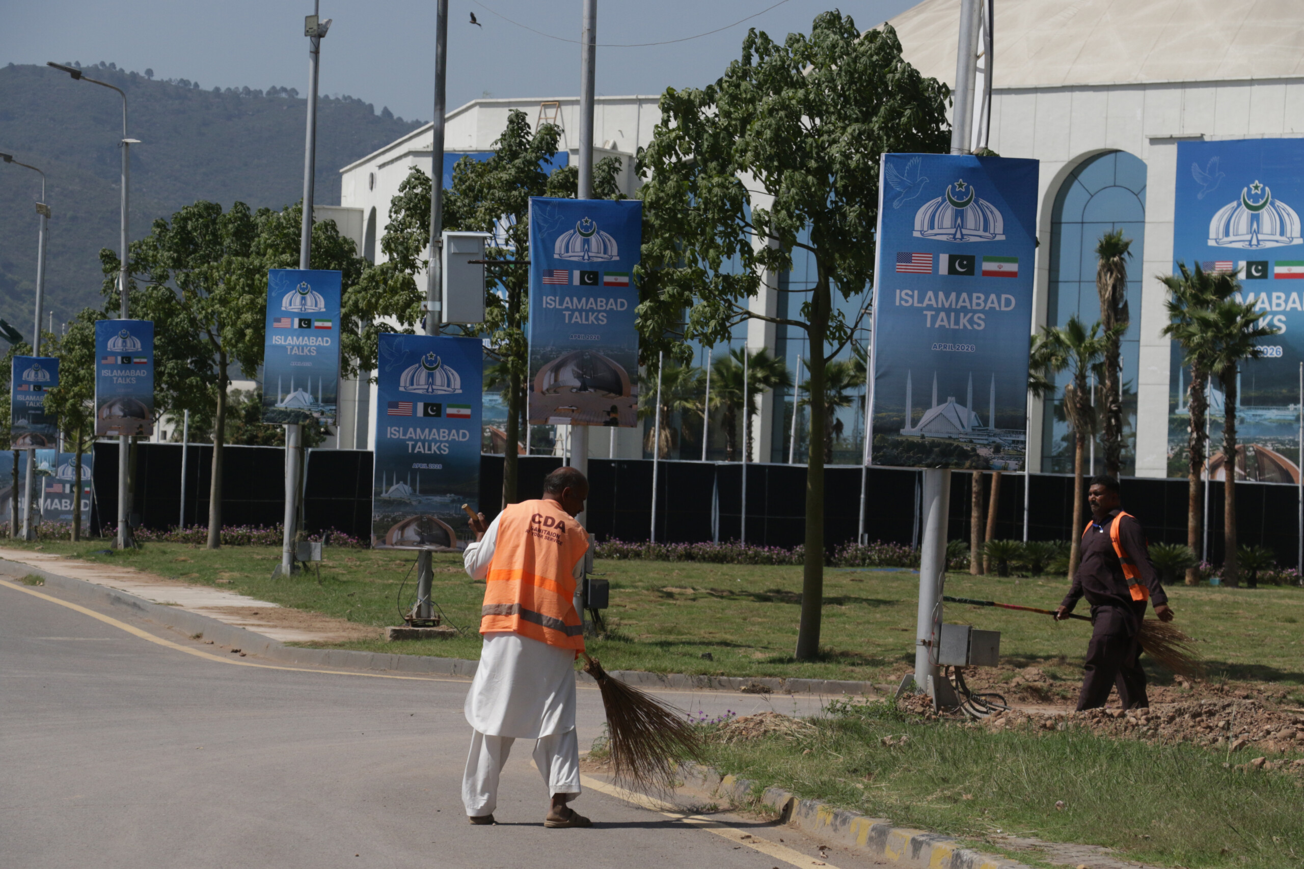 iran le ministre de linterieur pakistanais rencontre lambassadeur de la republique islamique scaled