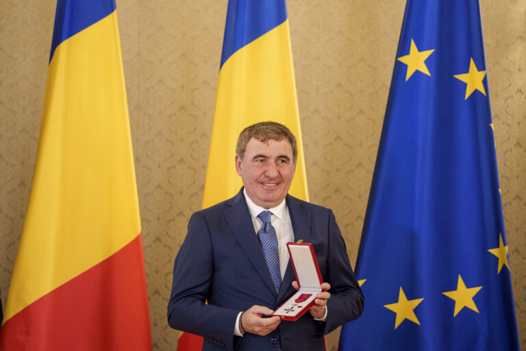 football roumanie hagi nouveau selectionneur apres le deces de lucescu