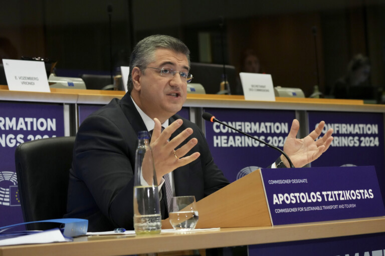 iran ue nous ne prevoyons pas dannulations massives de vols dans les semaines a venir