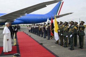 le pape francois leon xiv il a tant donne a leglise en promouvant la fraternite