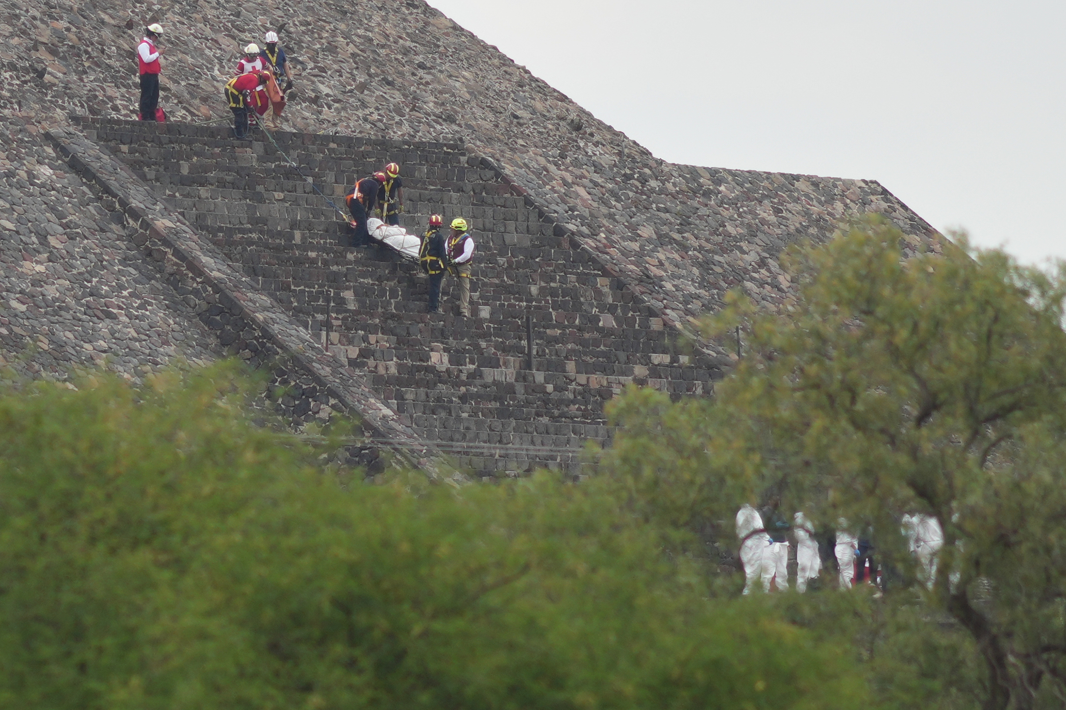 mexique renforcement de la securite sur les sites touristiques apres une fusillade a teotihuacan