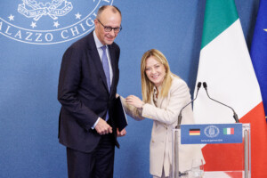 ue entretien entre meloni et merz a chypre laccent est mis sur les dossiers dinteret commun