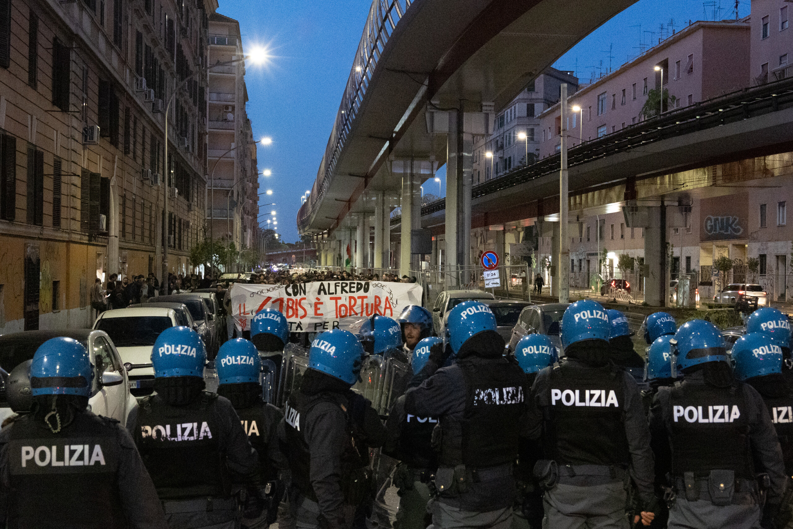 camorra trafic de drogue et darmes 23 arrestations le clan russo vise scaled