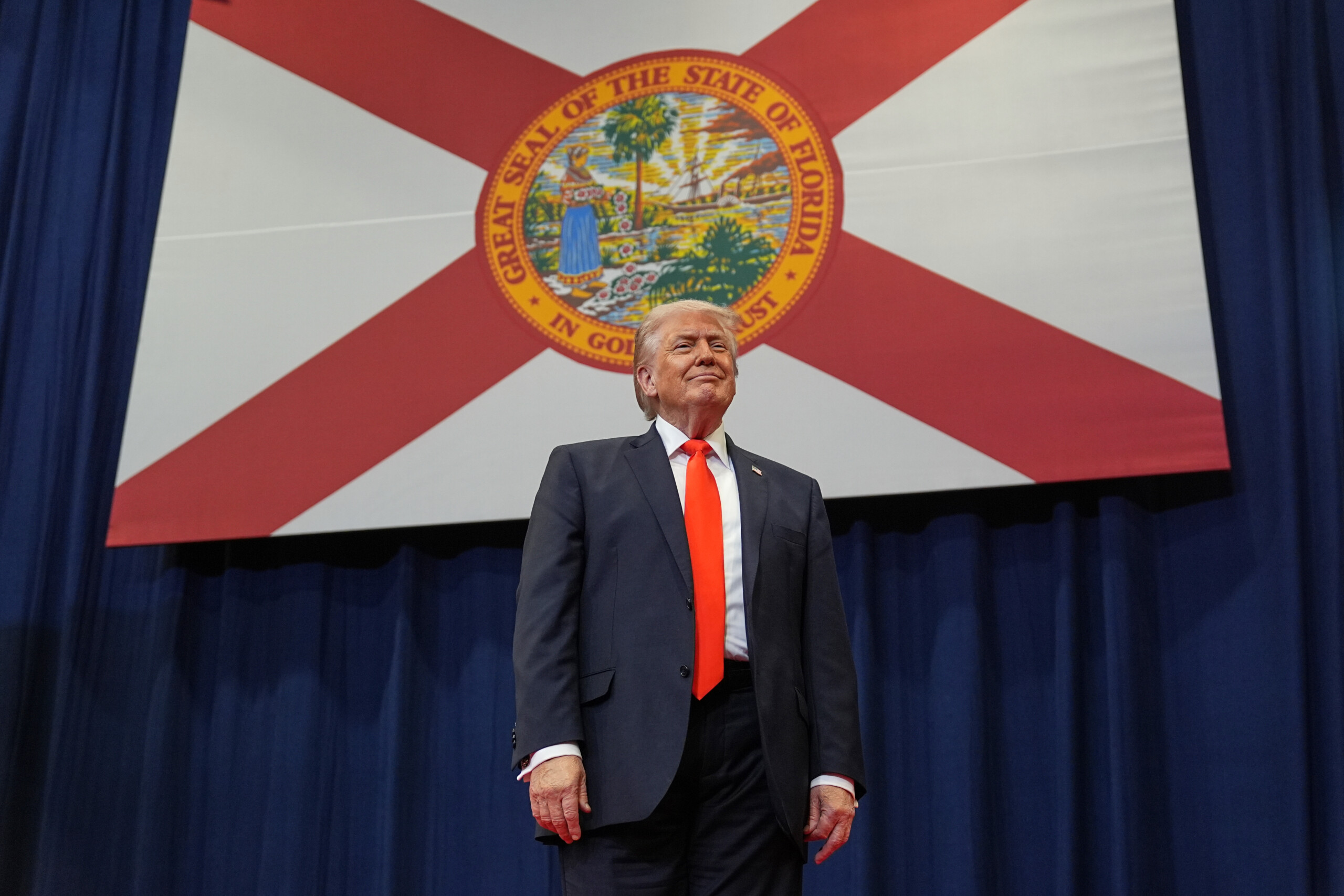 cuba trump un porte avions americain rentrant diran pourrait eventuellement sen rapprocher scaled