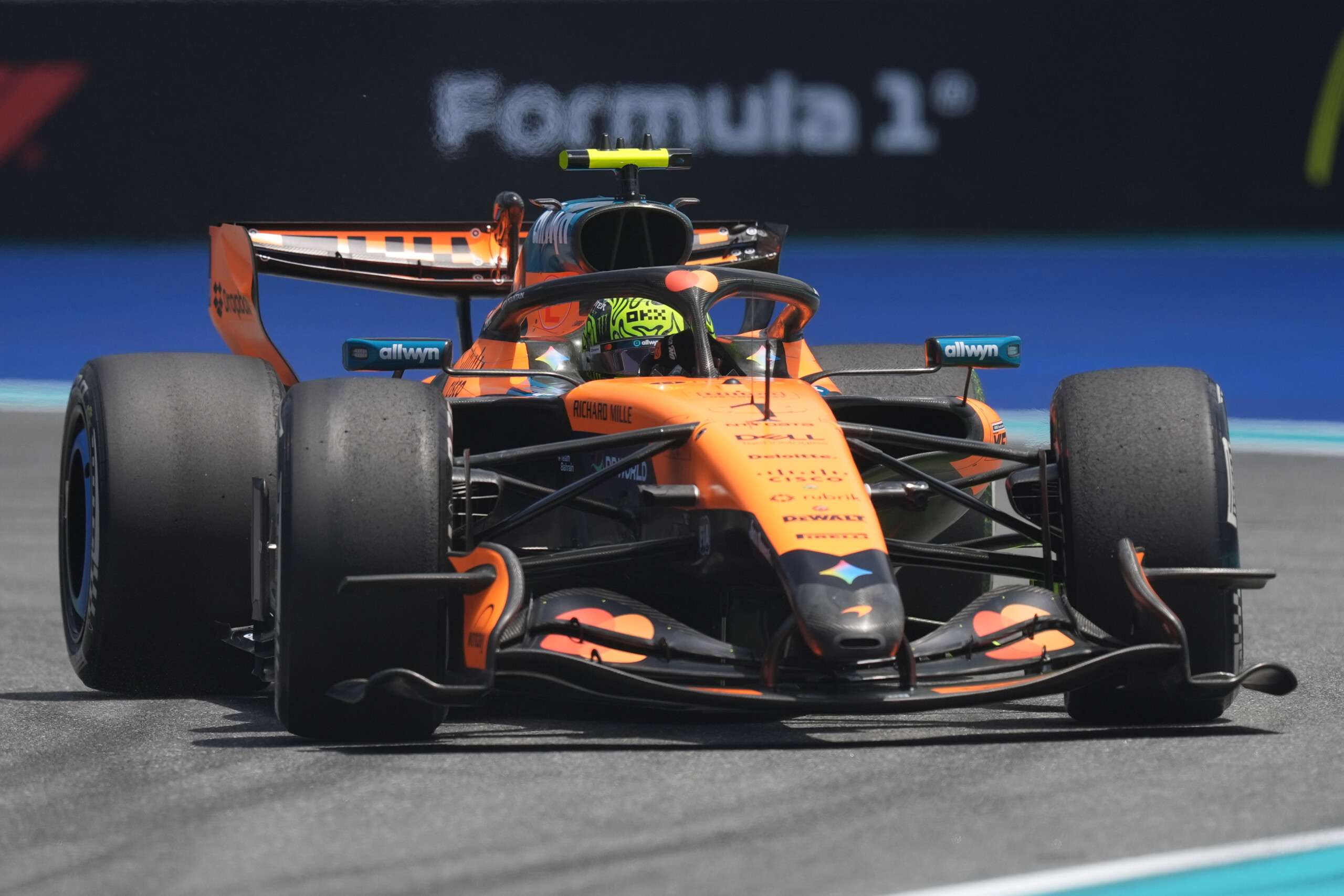 f1 gp de miami norris decroche la pole pour la sprint puis antonelli et piastri scaled