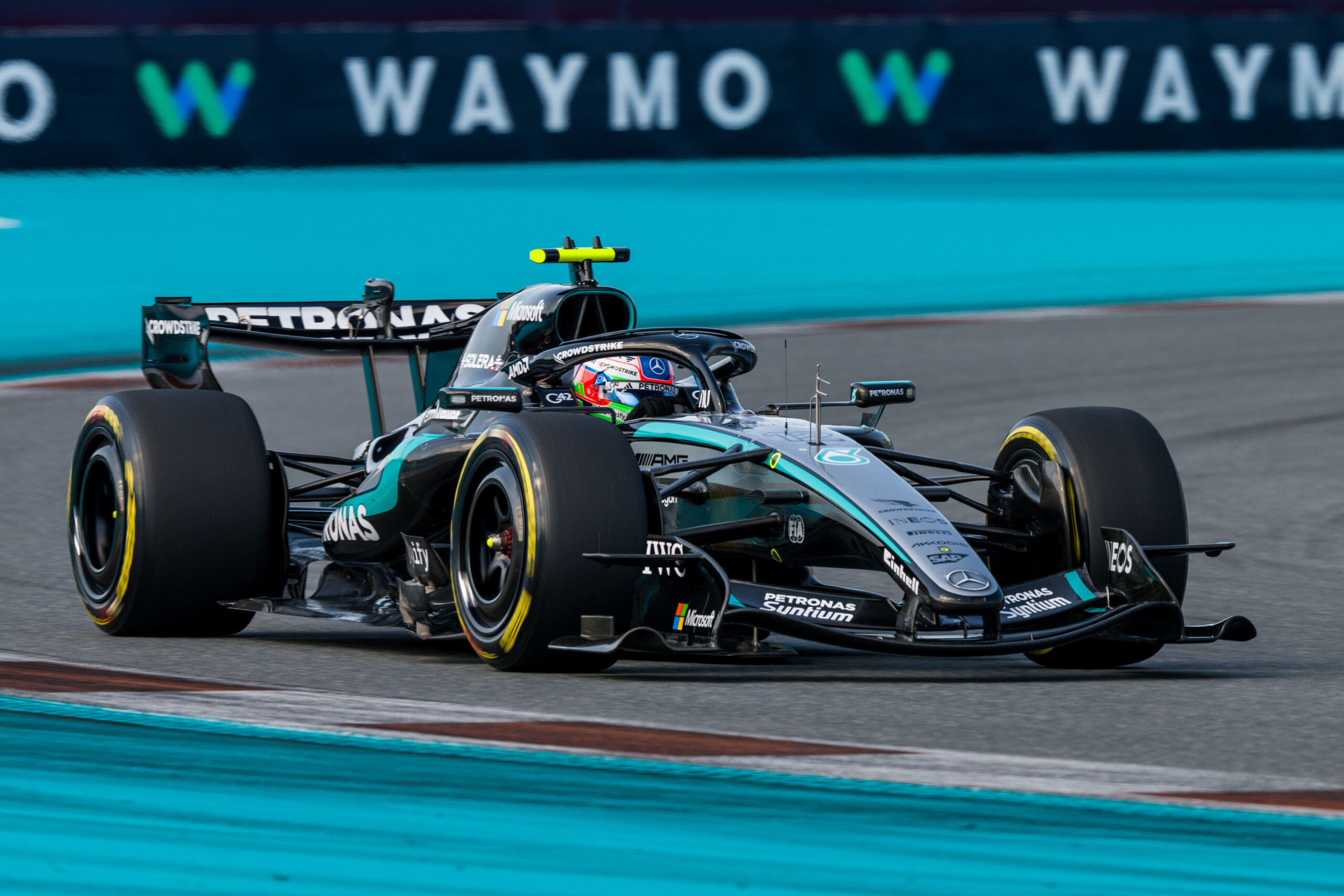f1 a miami antonelli en pole position verstappen deuxieme et leclerc troisieme scaled