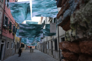 biennale de venise lue envoie une nouvelle lettre la fondation dispose de 30 jours pour repondre