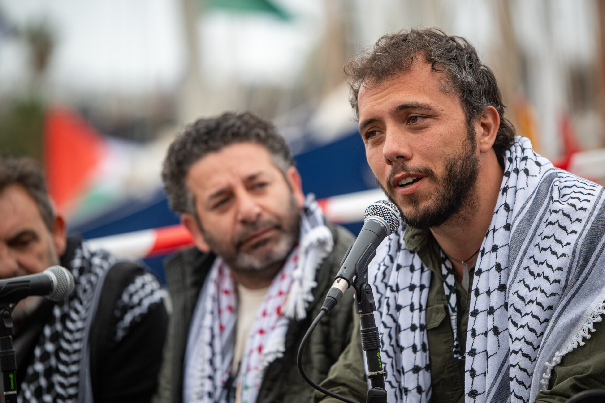 flottille israel rejette la demande de liberation de saif abukeshek et thiago avila scaled