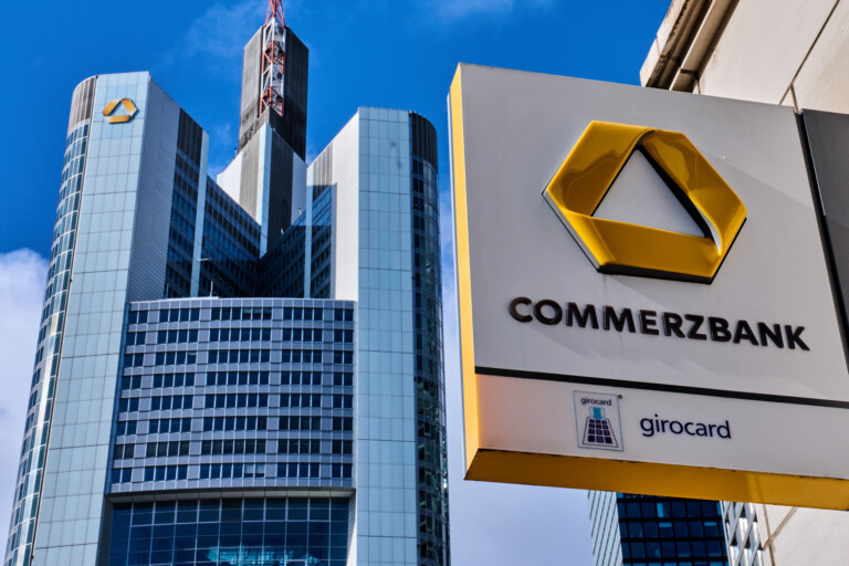 la commerzbank un syndicat allemand soppose a son rachat par unicredit