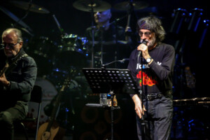 musique la pfm repart en tournee avec doppia traccia depart de rome