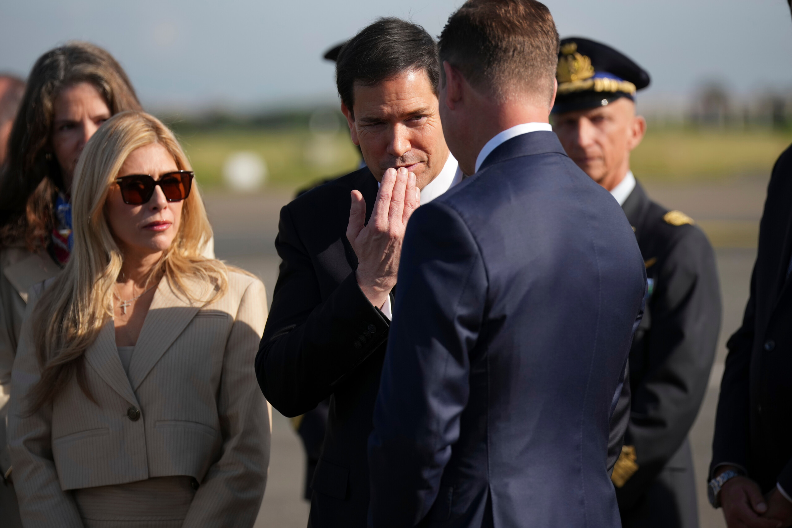 vatican rubio est arrive au saint siege pour rencontrer le pape leon xiv scaled