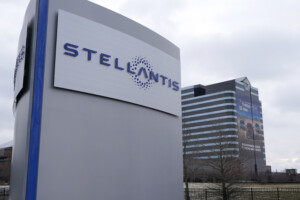 automobile stellantis et leapmotor renforcent leur partenariat strategique