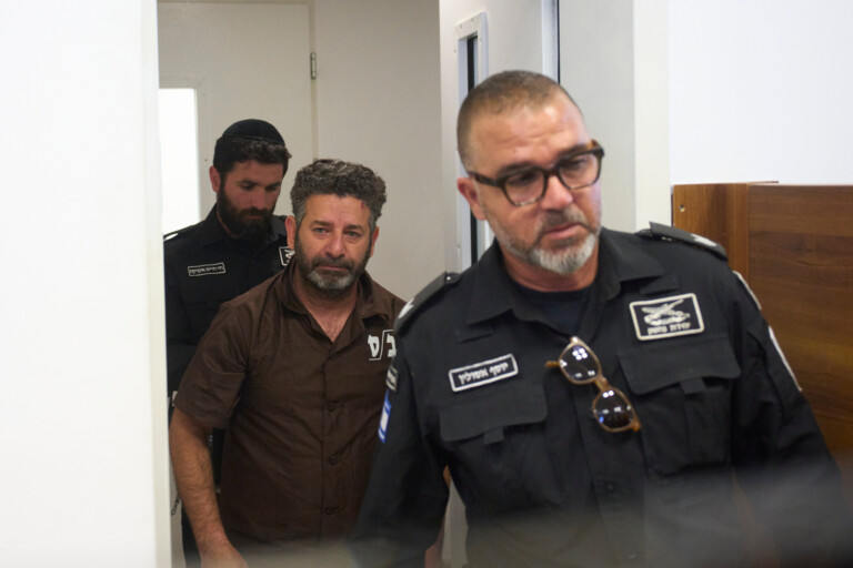 flottille madrid notre compatriote saif est libre et en route vers lespagne