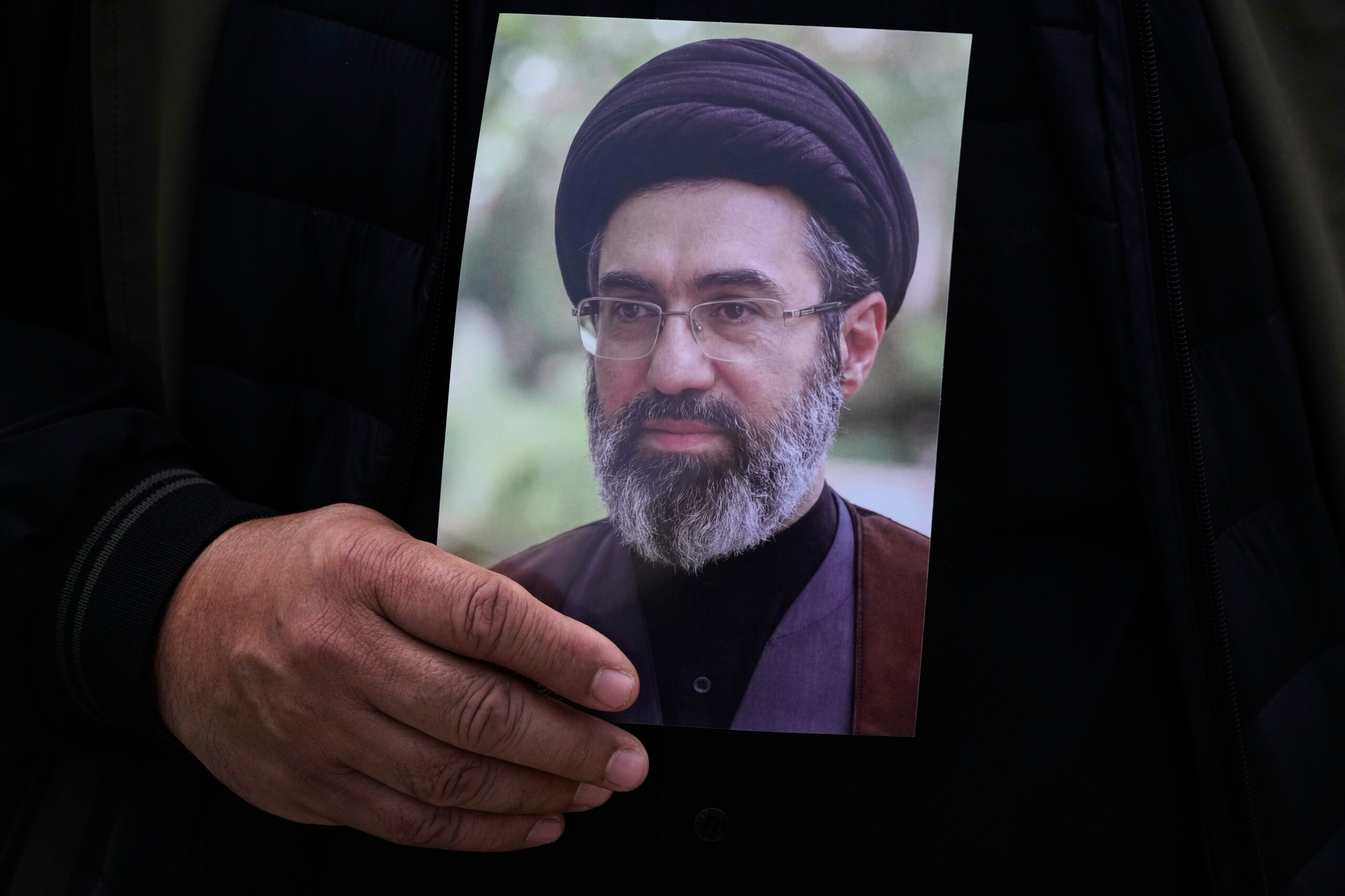 Iran : Khamenei donne de nouvelles directives militaires : « Combattre les ennemis avec force » 1 iran khamenei donne de nouvelles directives militaires combattre les ennemis avec force scaled