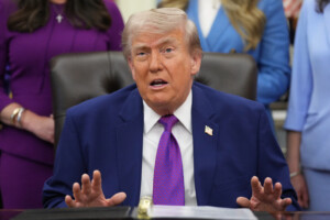 iran cnn trump envisage de nouvelles operations militaires