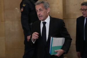 france le procureur demande 7 ans pour sarkozy dans laffaire libye