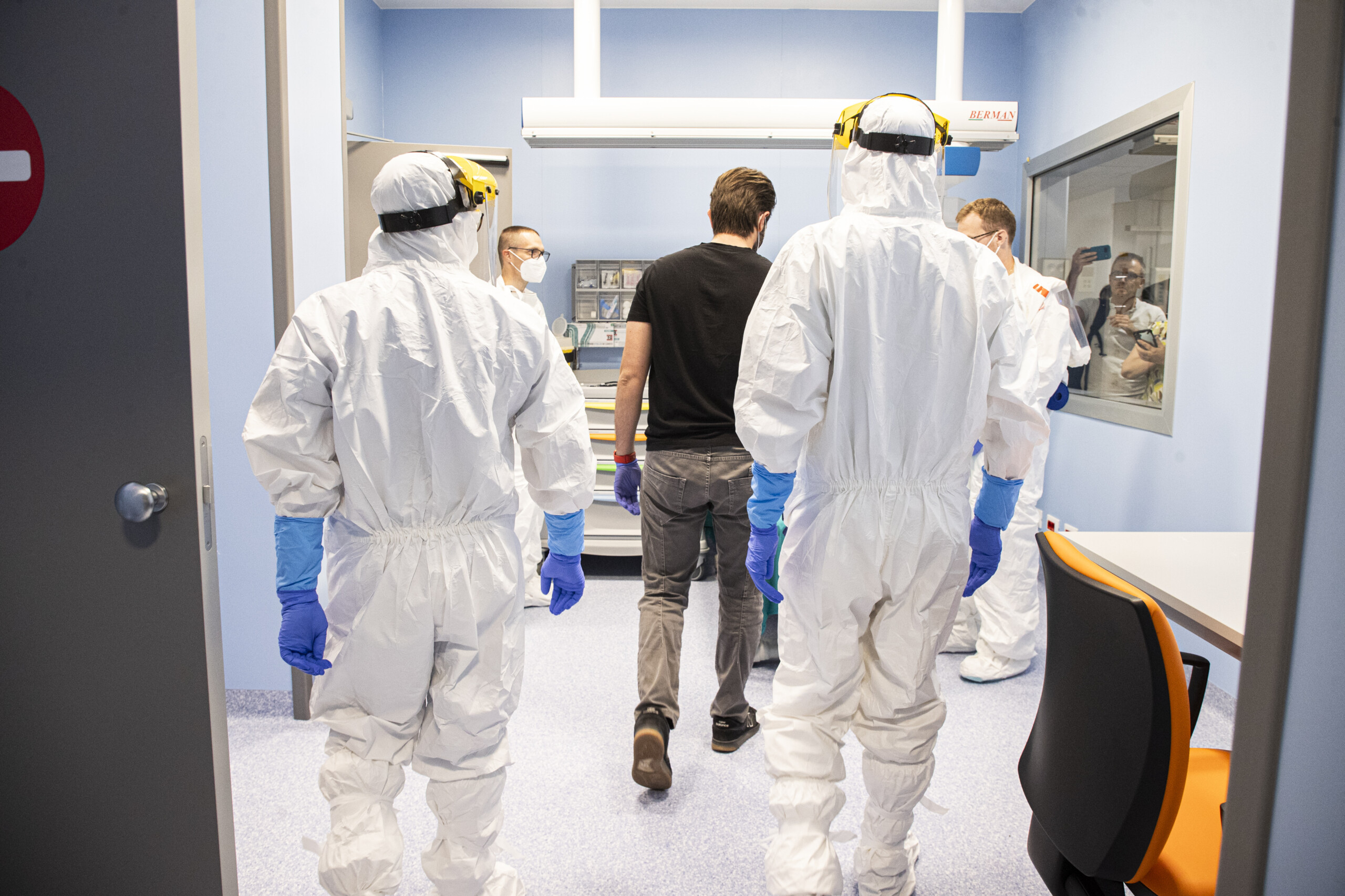 hantavirus tests negatifs pour un touriste en quarantaine a milan et son accompagnateur scaled