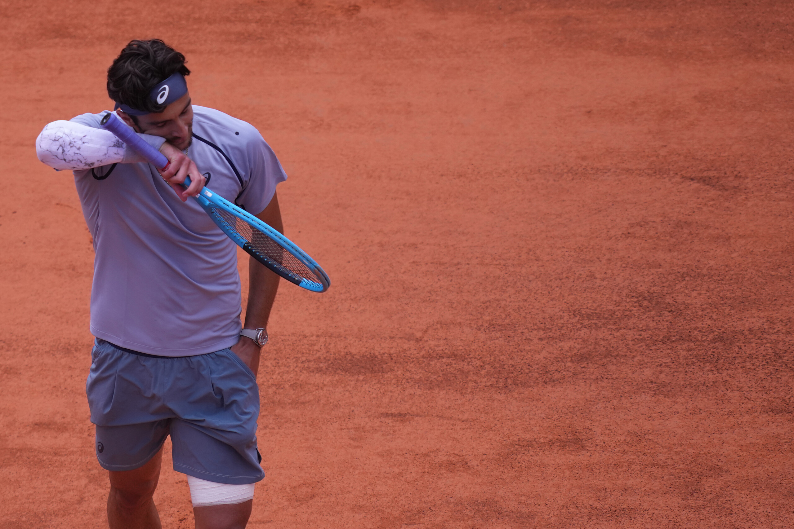 musetti lesion au droit femoral pour le joueur toscan je dois renoncer a roland garros scaled