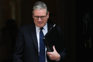 royaume uni reunion au parlement entre ministres et deputes travaillistes