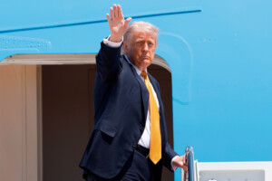 usa chine trump arrive a pekin pour rencontrer xi