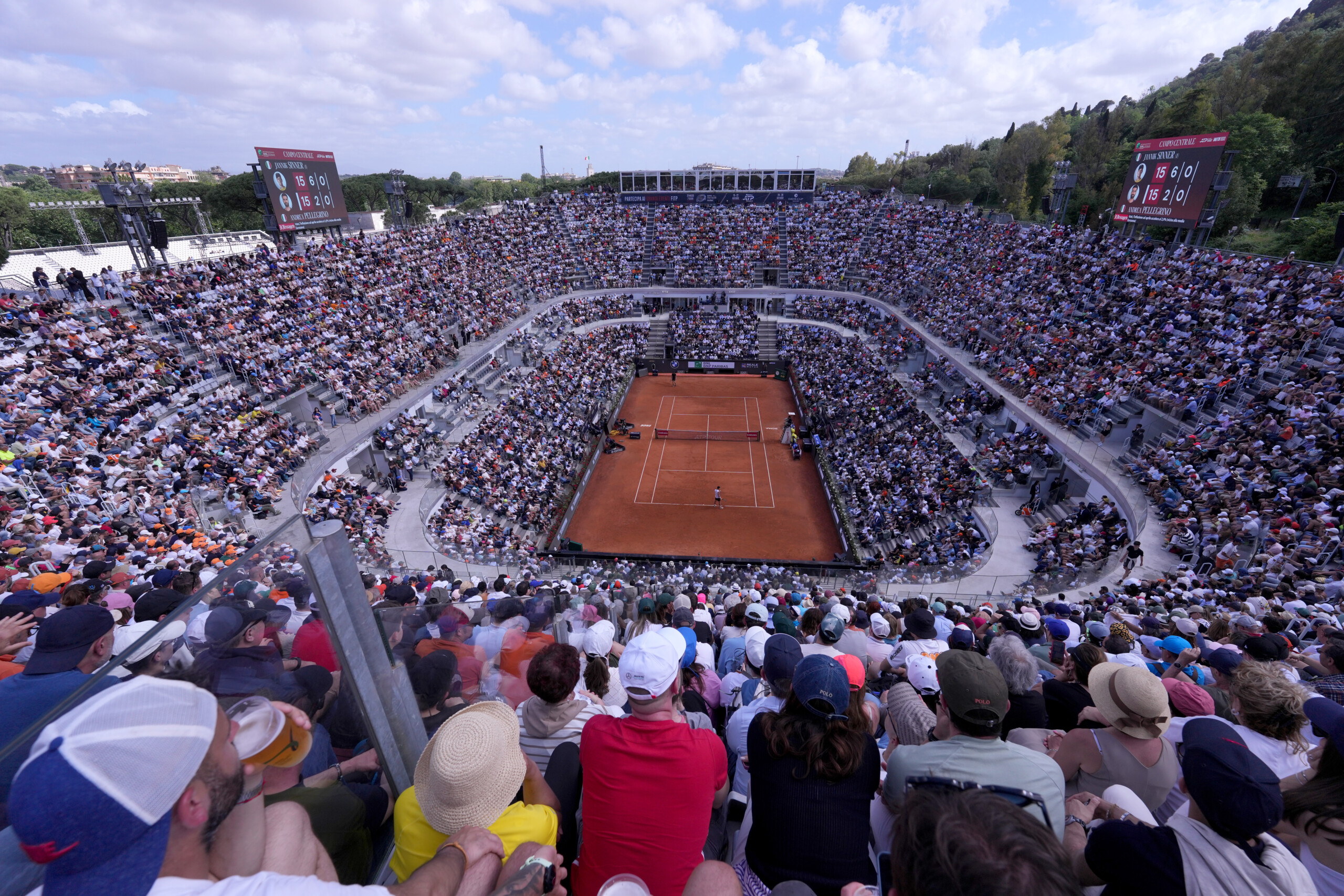 open ditalie record historique le nombre de spectateurs payants a depasse pour la premiere fois les 400 000 scaled