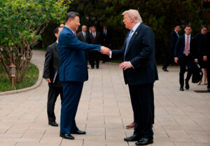 iran trump envisage une eventuelle levee des sanctions contre les acheteurs chinois de petrole