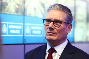 royaume uni medias le premier ministre starmer pret a demissionner