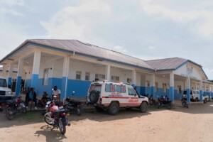 ebola ouverture de trois centres de soins au congo pour faire face a une nouvelle epidemie