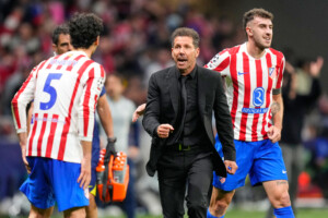 football simeone je reste a latletico madrid ca vaut la peine de continuer