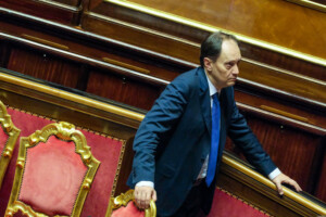 decret loi sur la fiscalite le gouvernement pose la question de confiance a la chambre