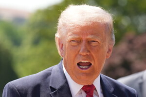 iran trump teheran a encore deux ou trois jours devant lui peut etre jusquau debut de la semaine prochaine