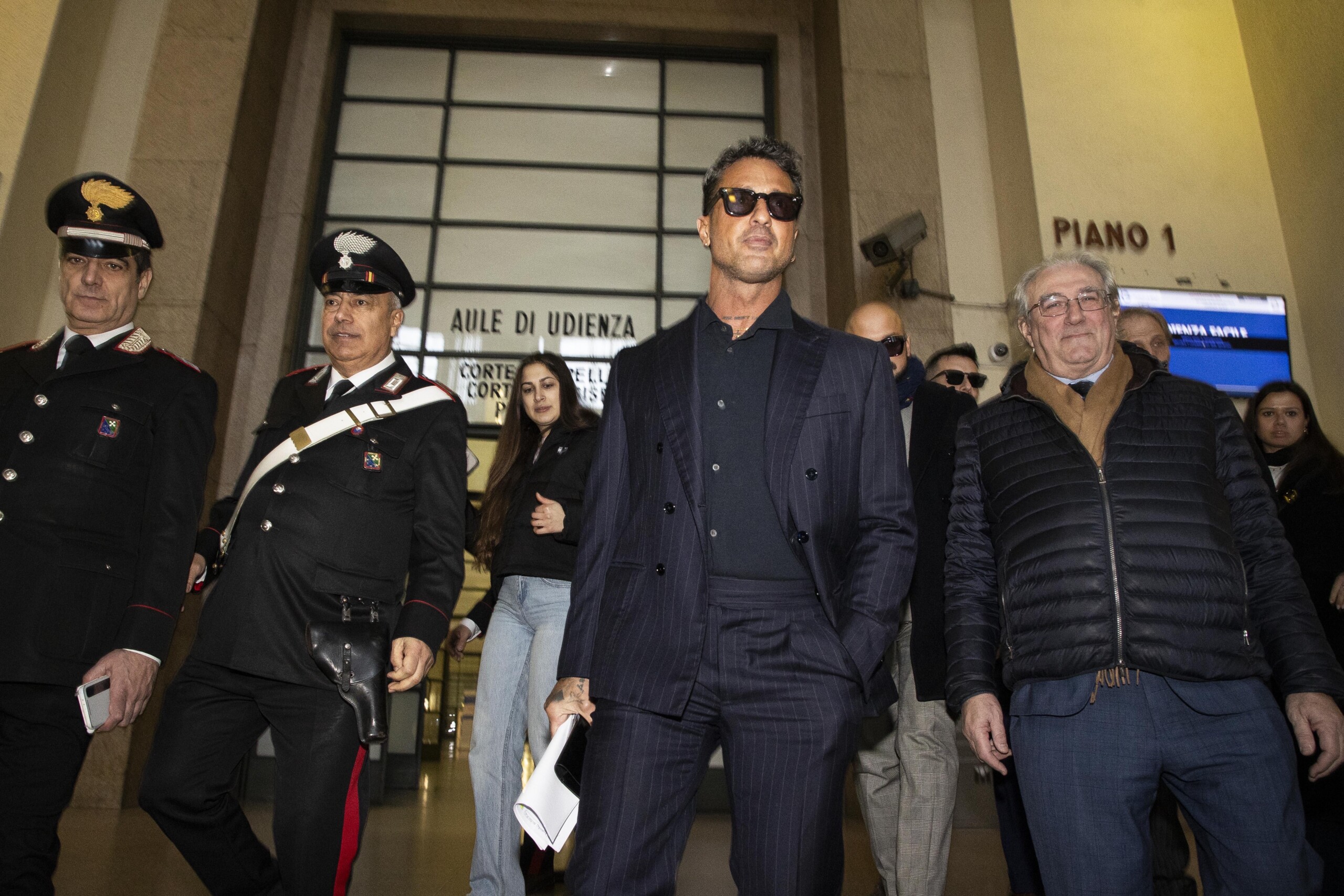 milan le verdict final dans laffaire de faillite de fabrizio corona reporte au 11 juin scaled