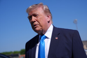 iran trump aux cadets allons nous finir le travail ou vont ils signer un document