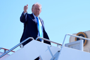 cuba trump le porte avions nimitz vient en aide