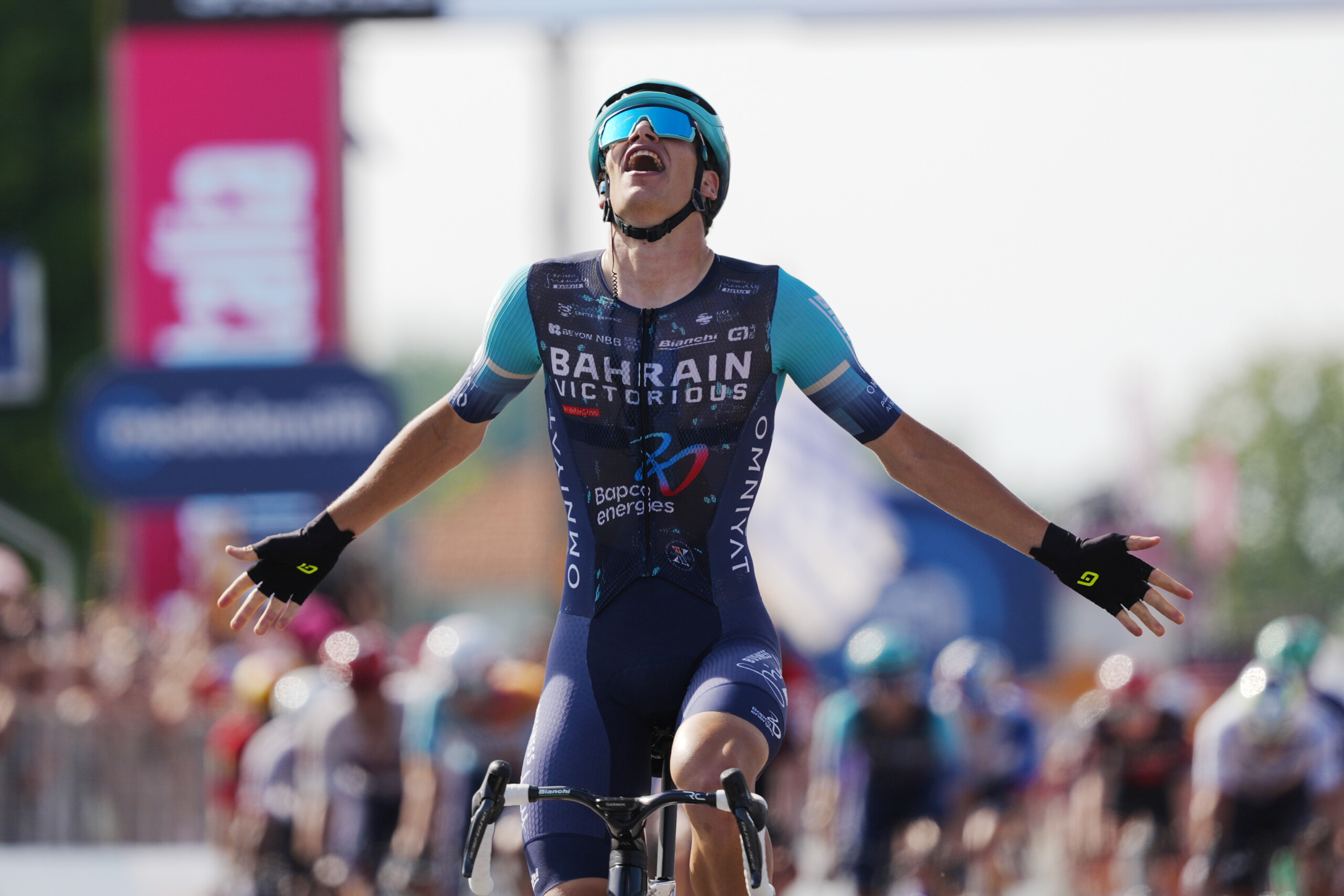 Tour d'Italie : Segaert remporte la 12e étape, Eulalio conserve le maillot rose 1 tour ditalie segaert remporte la 12e etape eulalio conserve le maillot rose scaled