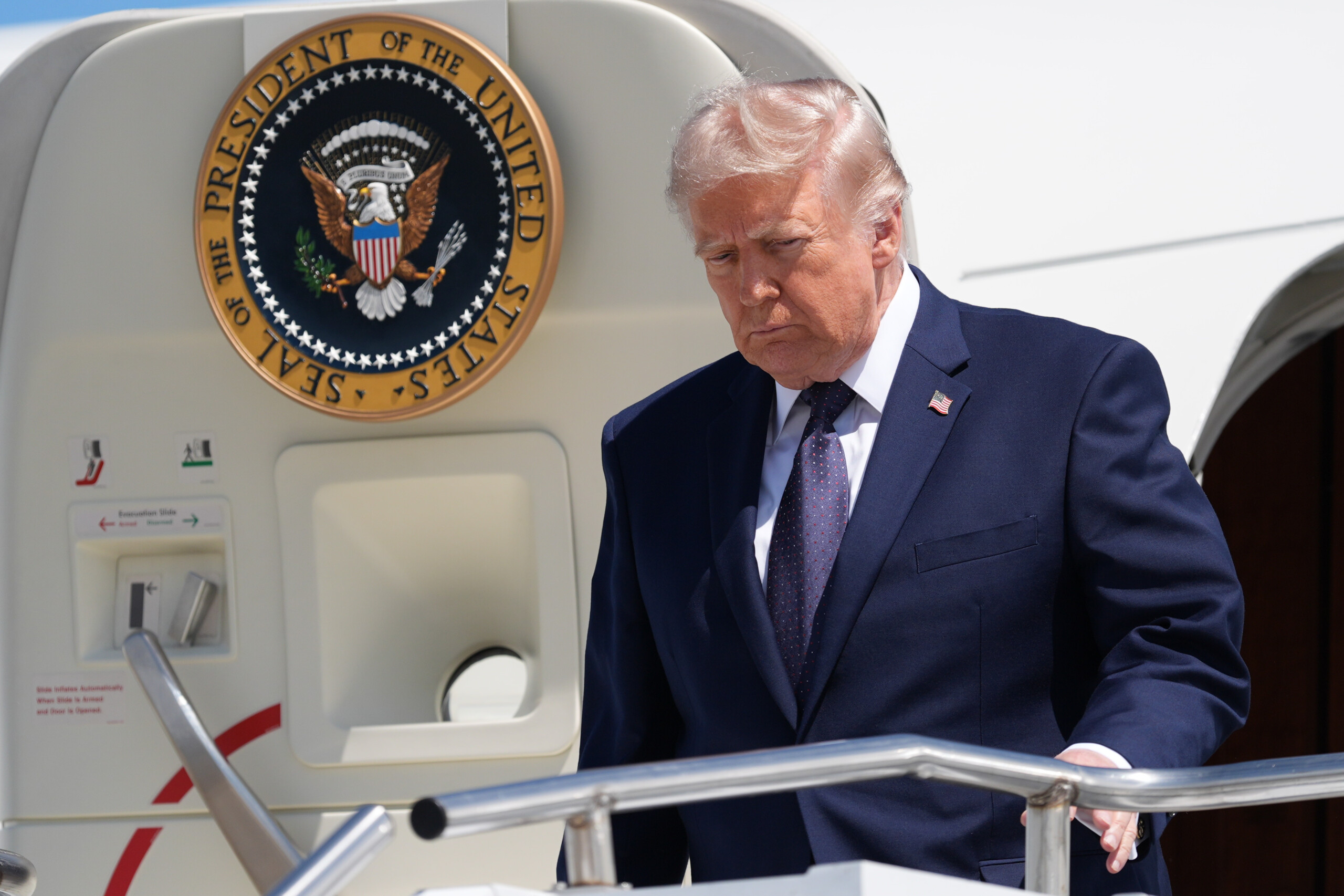 Iran, Trump : « Probabilité d’accord à 50%, décision demain » 1 iran trump probabilite daccord a 50 decision demain scaled