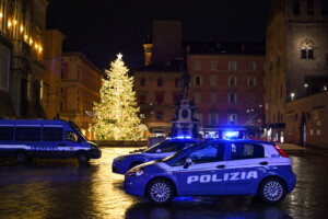 reggio emilia il est presente comme un sympathisant de lei pret a commettre un attentat un jeune homme de 22 ans arrete