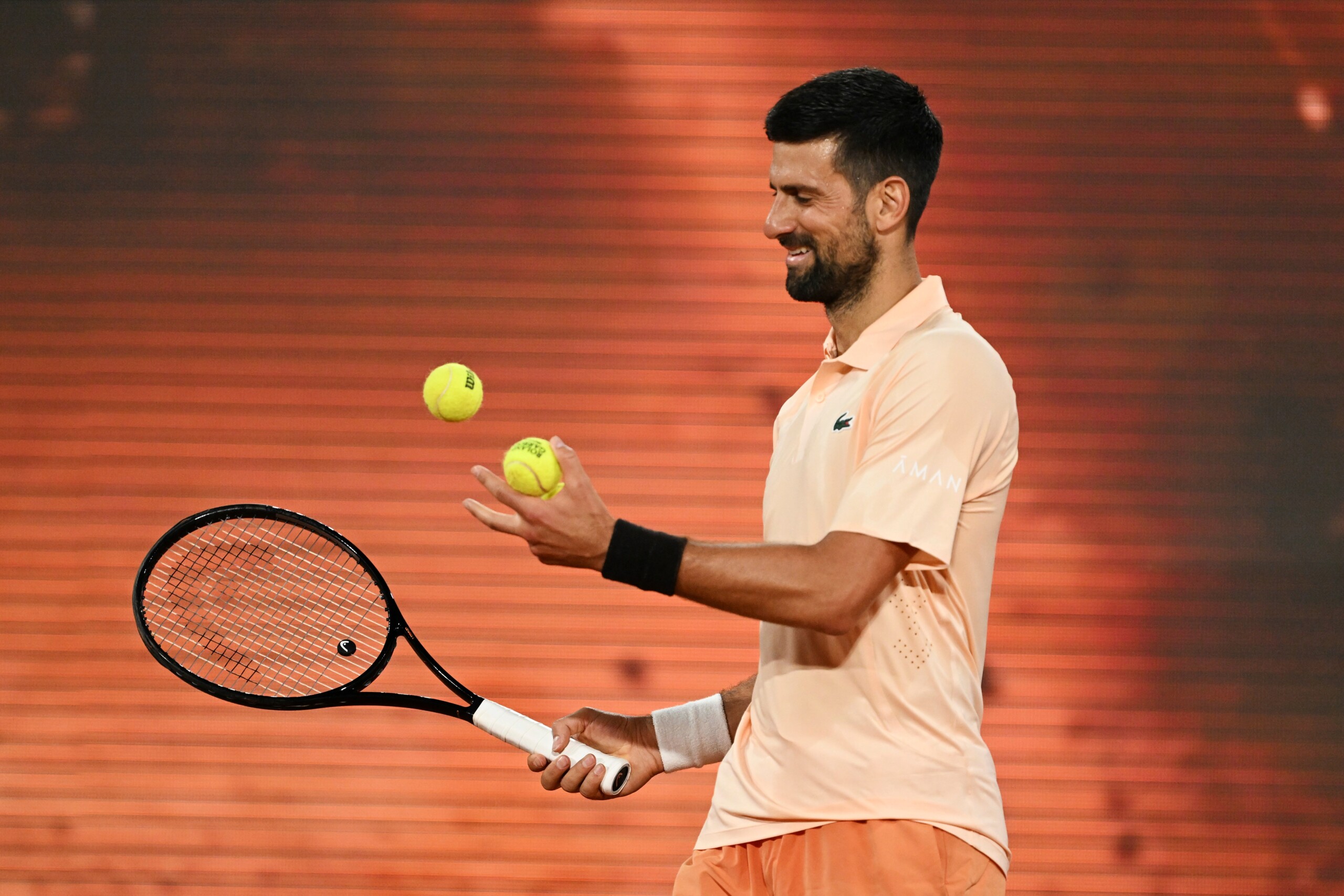 Roland-Garros : Djokovic a du mal mais se qualifie pour le 2e tour, Fritz est éliminé dès le premier tour 1 roland garros djokovic a du mal mais se qualifie pour le 2e tour fritz est elimine des le premier tour scaled