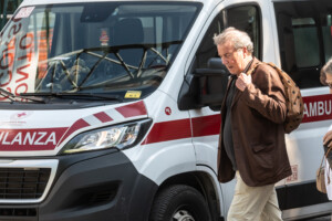 affrontements a turin un pere de supporter blesse mon fils a le crane fracasse