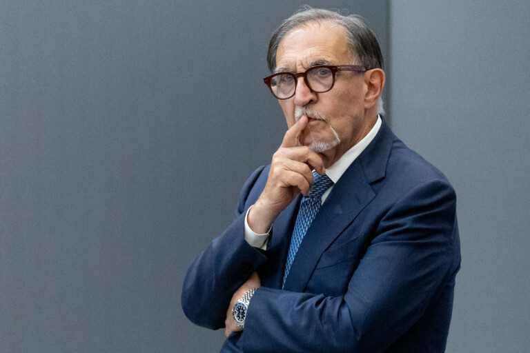 la russa je vais intenter une action civile contre la7 pour les accusations concernant les bombes