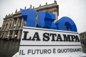 la stampa le groupe sae finalise lacquisition du quotidien