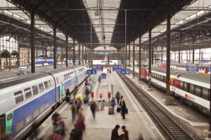 suisse un homme arme dun couteau agresse des personnes a la gare de winterthur