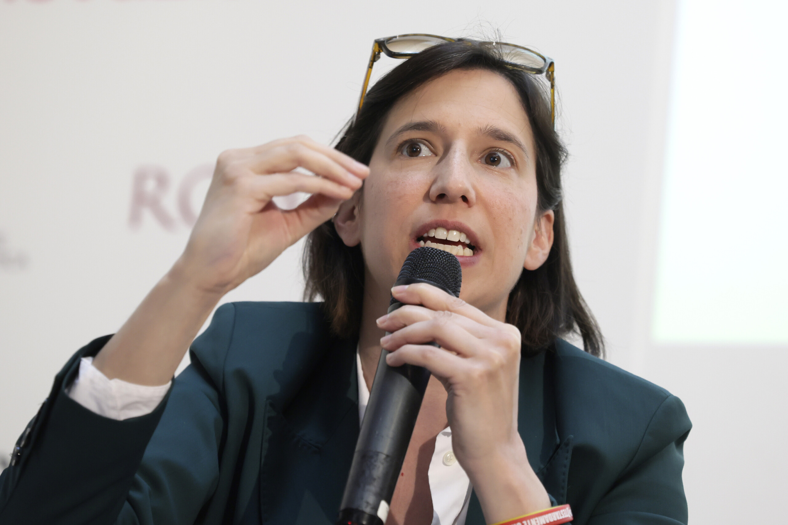 gouvernement schlein meloni rejette la faute sur lue apres trois ans et demi dechecs scaled