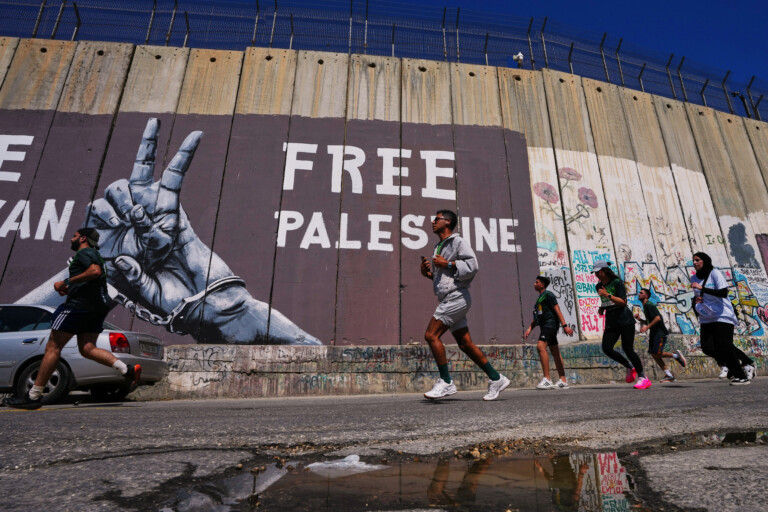 moyen orient un palestinien de 26 ans tue par les forces israeliennes pres de la barriere en cisjordanie